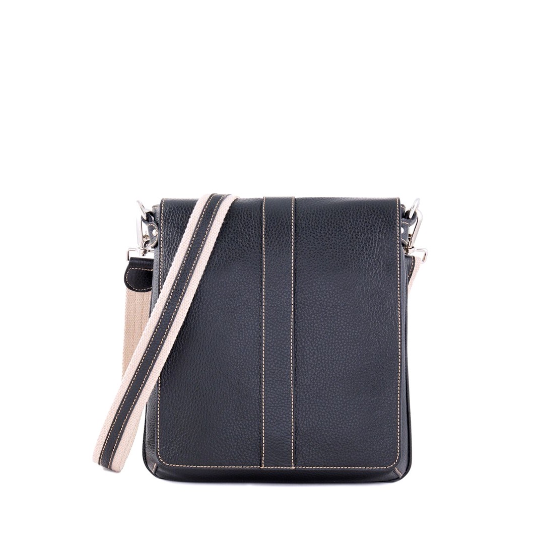 Black small leather messenger bag - Sku 2367 Alex S