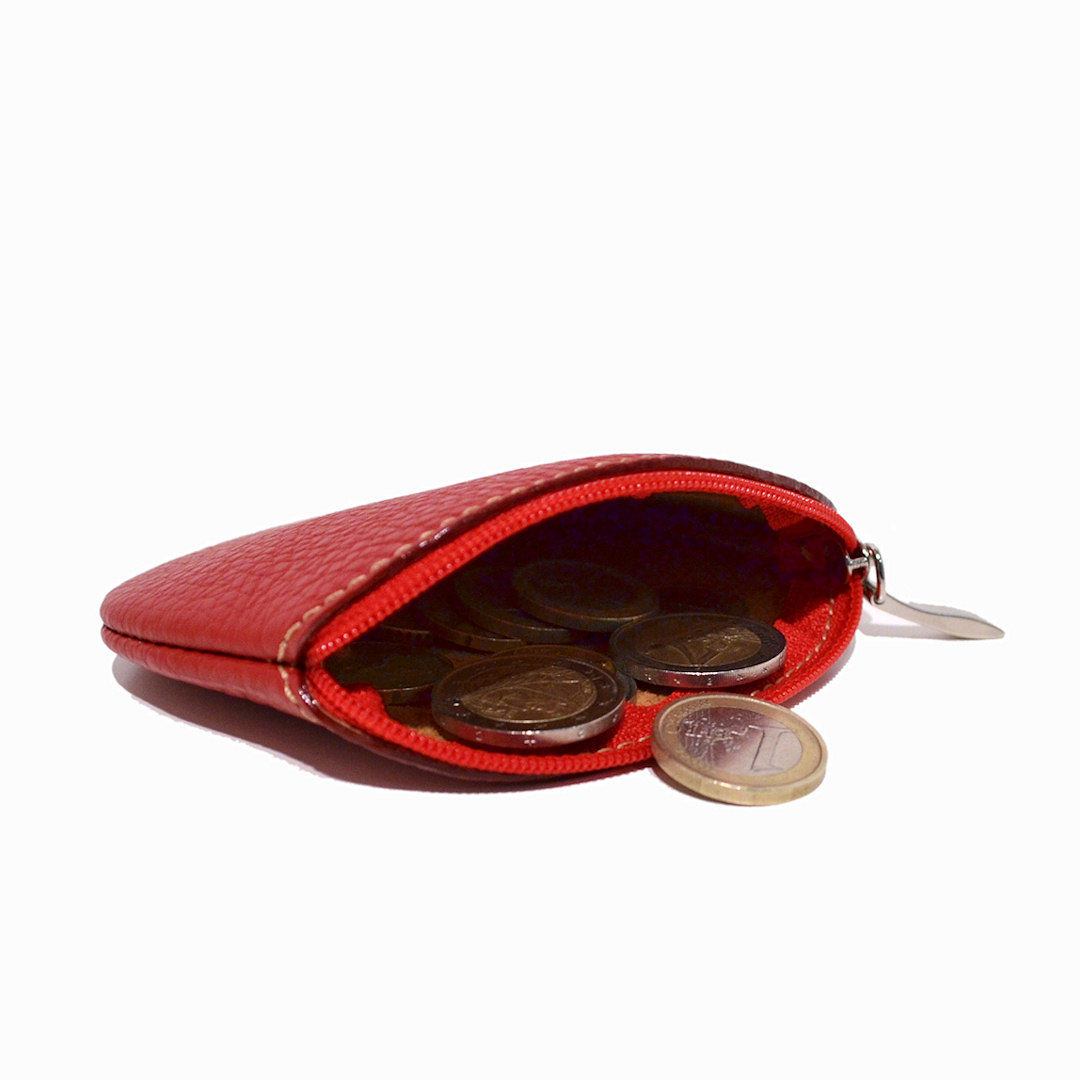 Women’s coin purse with top zip opening