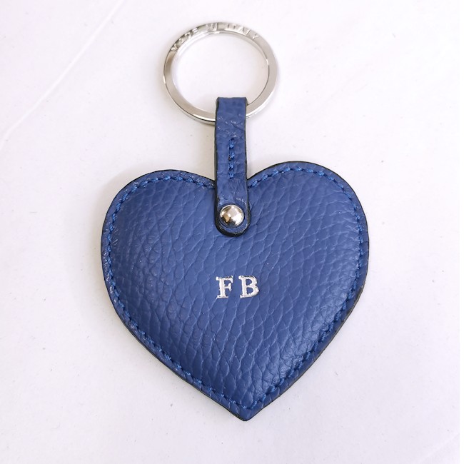 bespoke-leather-keychain-heart-shape