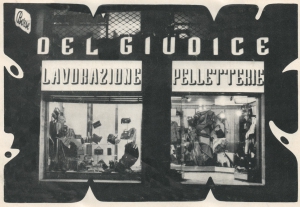 Photo from the 70s, of the Del Giudice Roma Italian leather bags shop