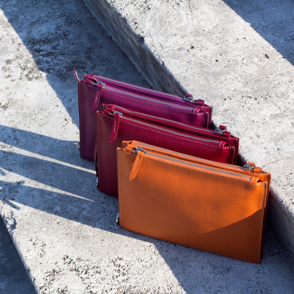 Double Zipper Crossbody Bags Linda in Magenta, Cherry and Orange on our photoshoot in EUR