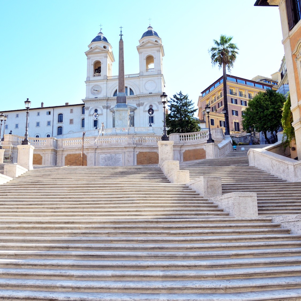 Top 5 Things to Do in Rome: get an ice cream nearby Spanish Steps