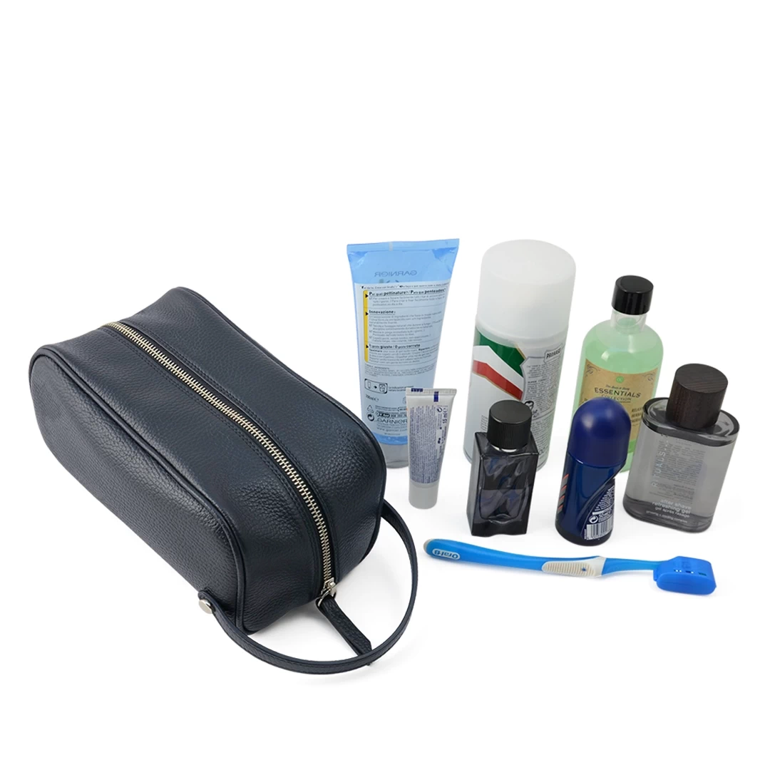 Travel toiletry bag with accessories – men’s dopp kit