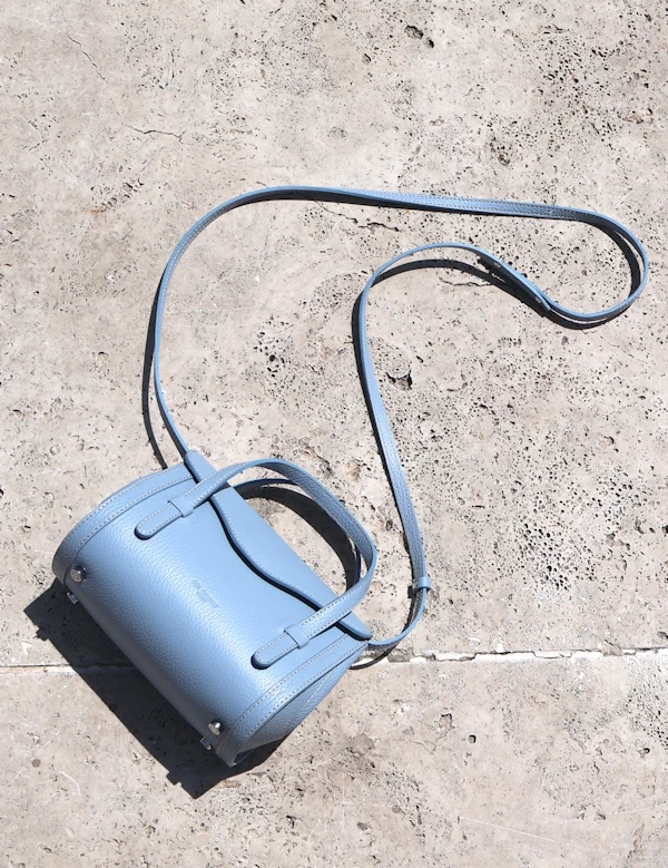 Handmade Italian leather bags and accessories