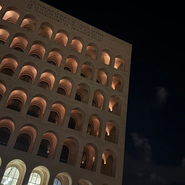 Rome by night: the city that continues to inspire our work, every single day.
.
.
.
#italianleatherbags #handmadeleatherbag #madeinitaly #leathercraft #craftsmanship #leatherbag #leathershoproma #handleatherbag #leathershop #rome #romeitaly