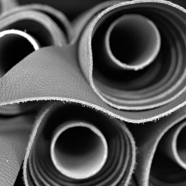 Rolled leather, ready to become something lasting.
.
.
.
#italianleatherbags #handmadeleatherbag #madeinitaly #leathercraft #craftsmanship #leatherbag #leathershoproma #handleatherbag #leathershop #rome