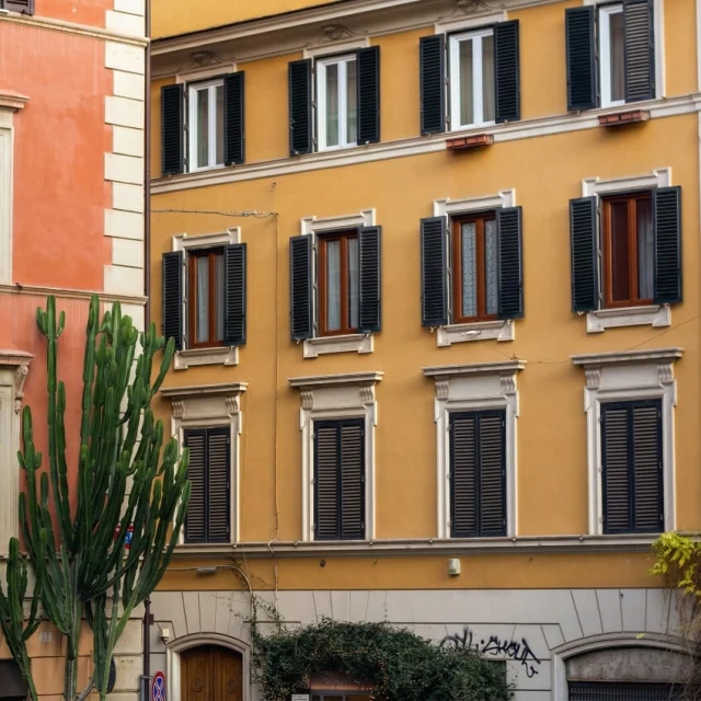 A quiet corner of Monti, where colors, textures and light change with every hour.